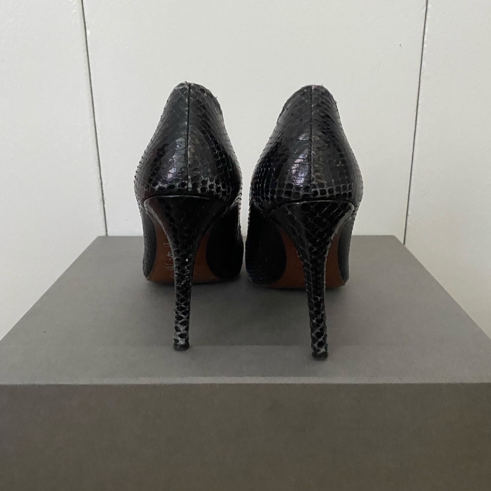 Snake Skin Pumps - Picture 3 of 4